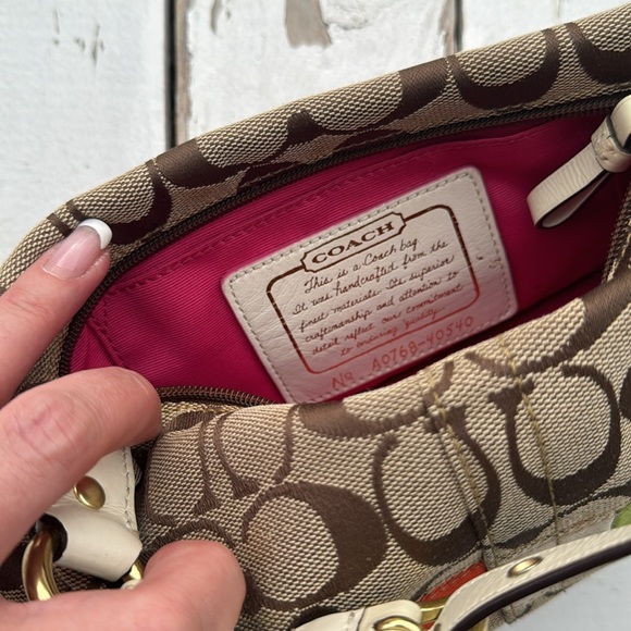 Coach Signature Logo Multicolor Stripe Baguette Purse - Picture 4 of 7